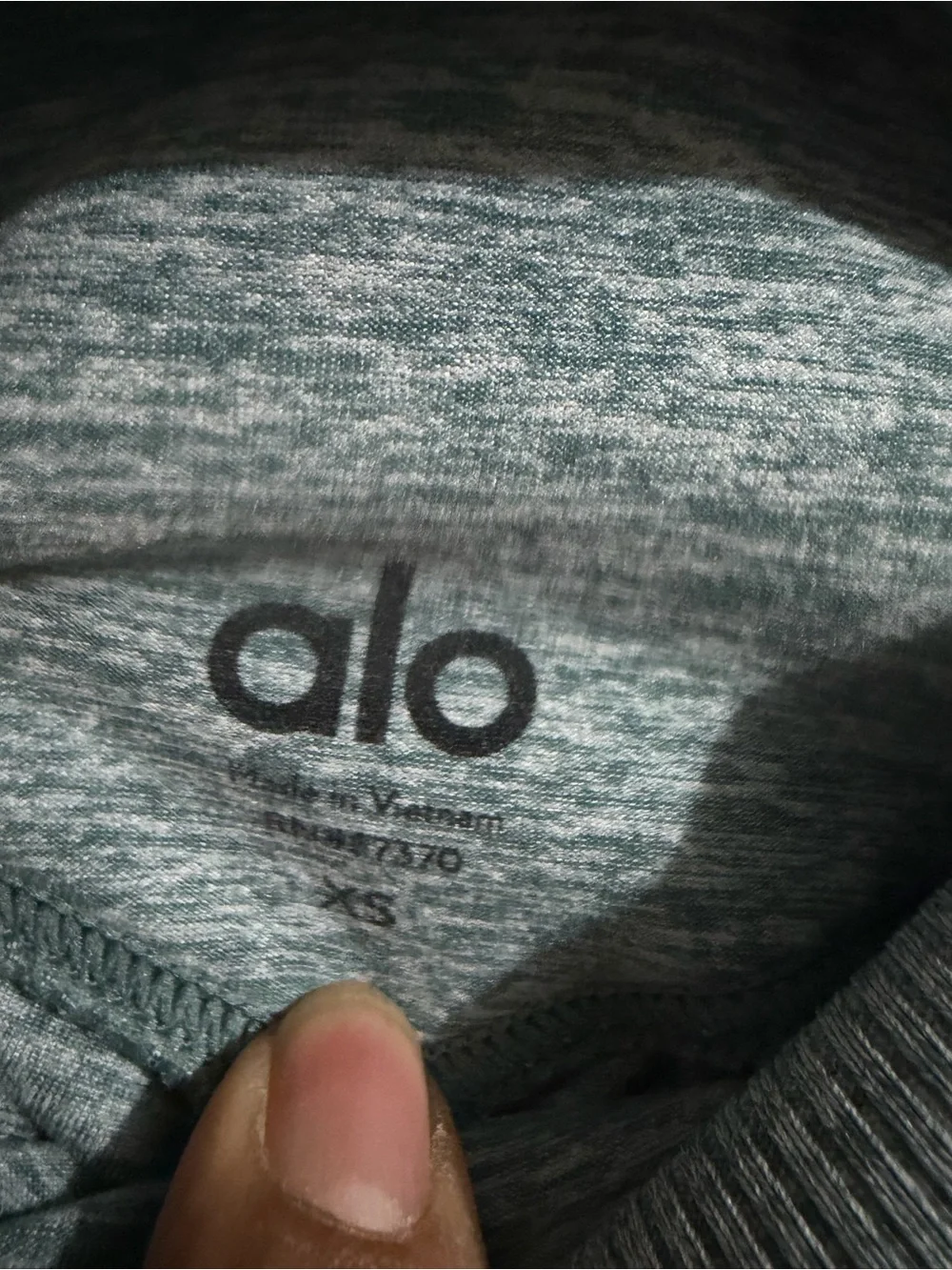 Alo Two-Tone Green Athletic Set - Sports Bra & Leggings